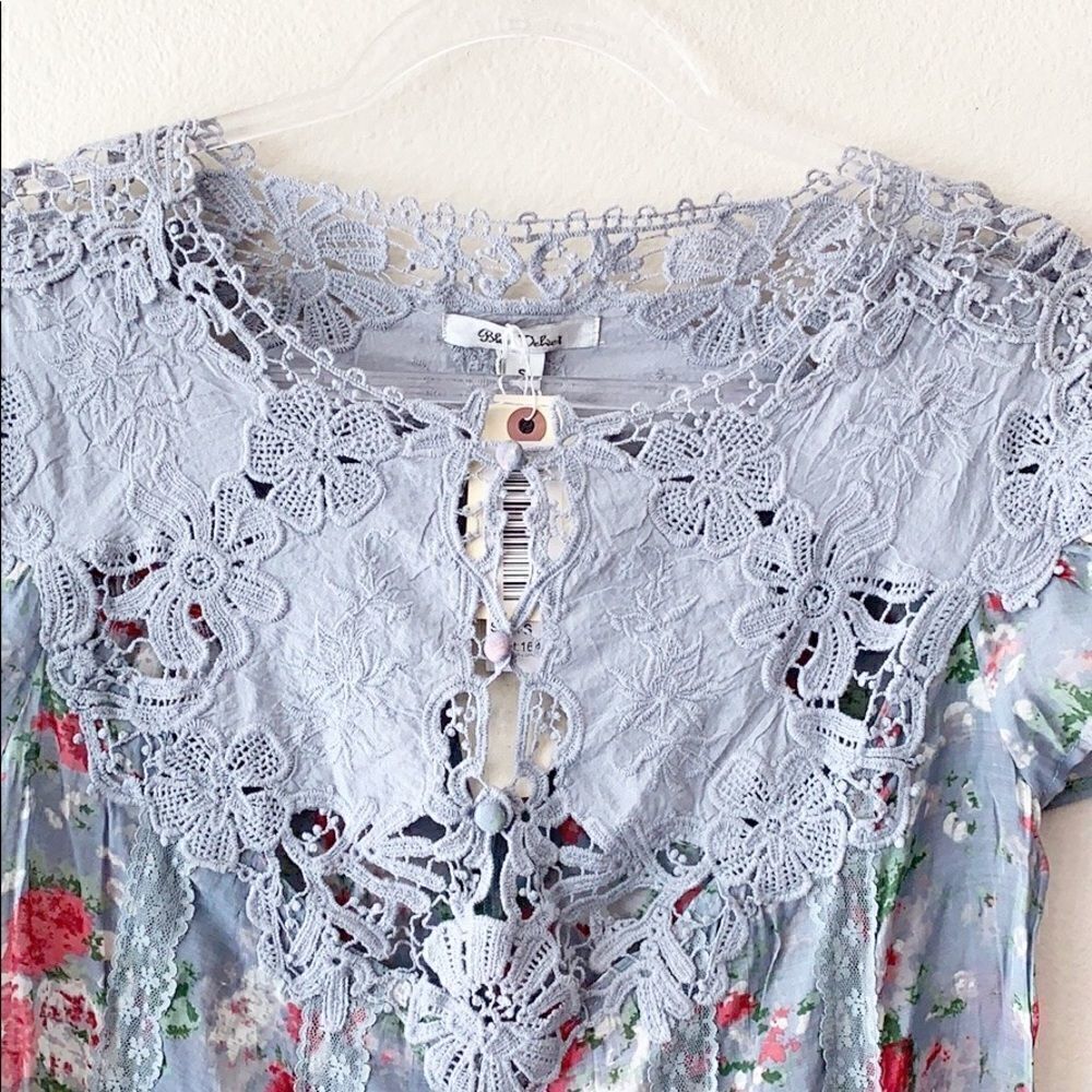 Blue Velvet Vintage Floral Lace Top - Picture 2 of 8